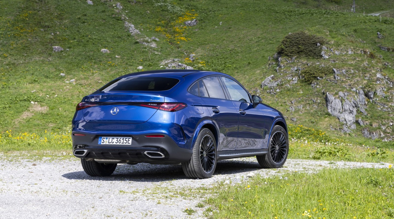 Mercedes-Benz GLC Coupe 2024 anh 3